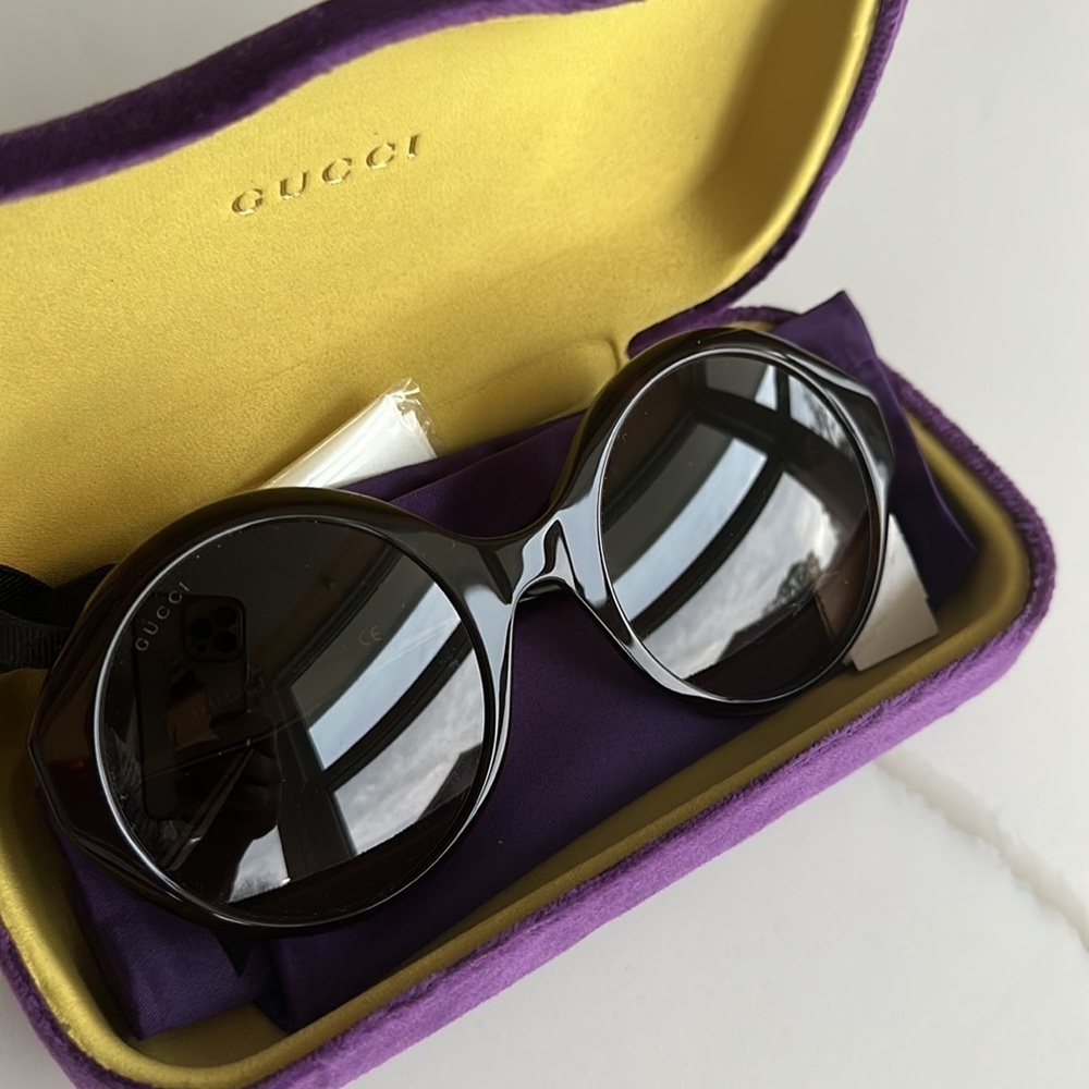 Gucci 
54mm Round Sunglasses - Picture 11 of 12